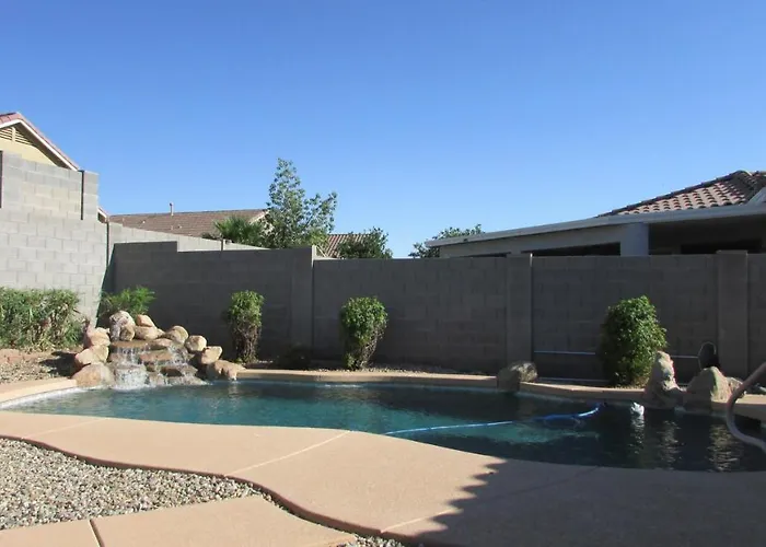 Cozy Near Freeways W Pool Bbq Peoria