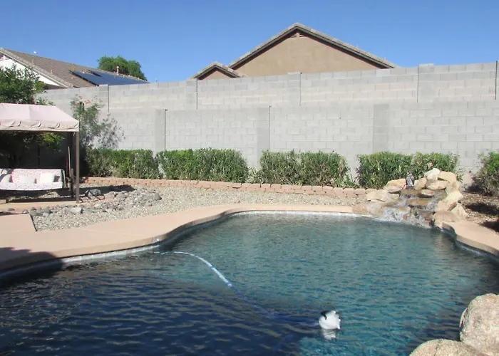 Cozy Near Freeways W Pool Bbq * Peoria